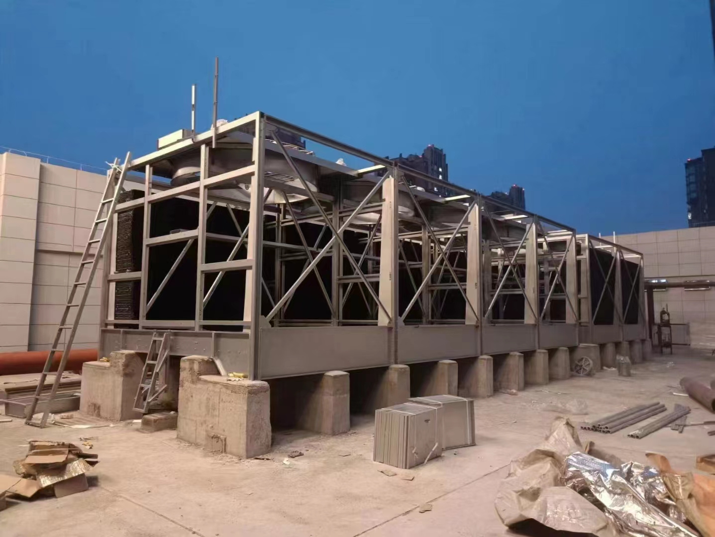 玻璃鋼冷卻塔使用過(guò)程中需要注意哪些細(xì)節(jié),玻璃鋼冷卻塔填料